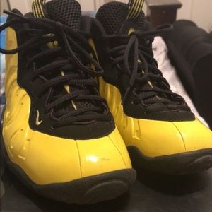 Nike little POSITE one